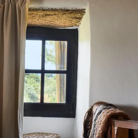 Hébergement de vacances Unique Windmill And With Timeless Beauty *